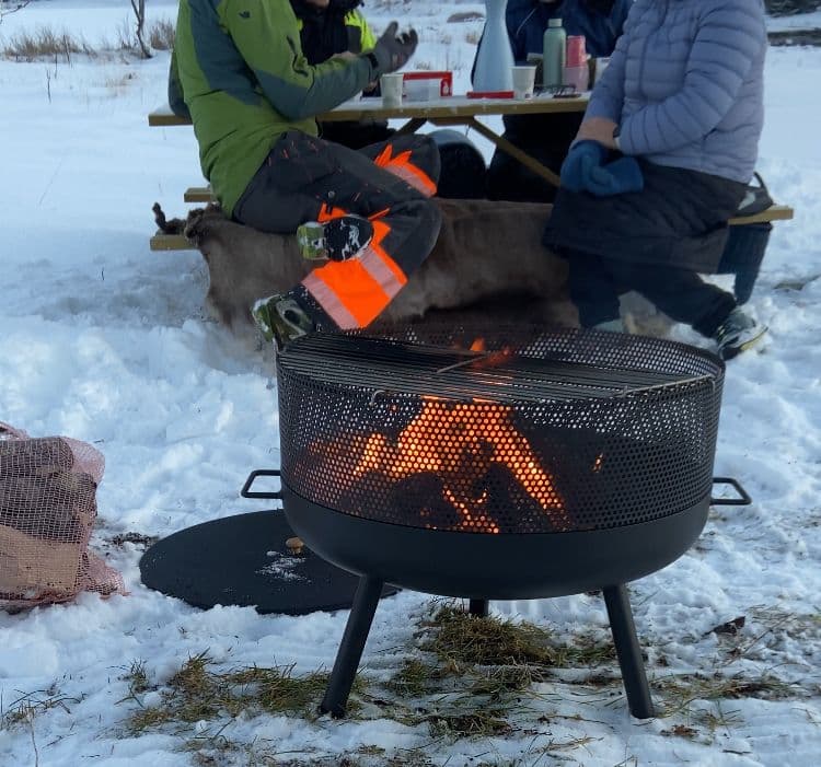 Hele Norge båler - på Meløya